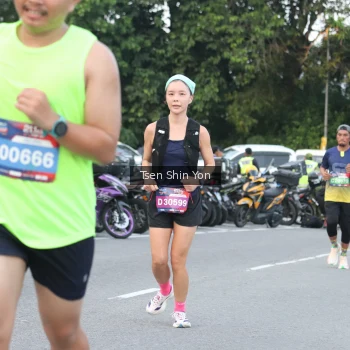 Runner Photo 3809477