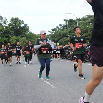 Runner Photo 3809534