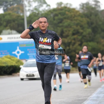 Runner Photo 3809542