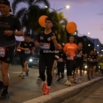 Runner Photo 3809587