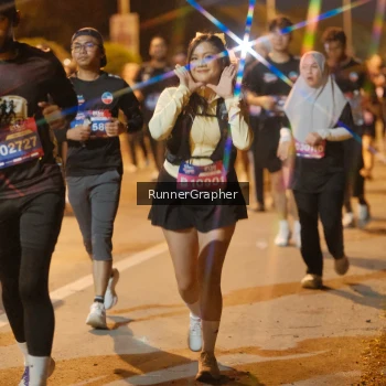 Runner Photo 3809590