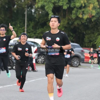 Runner Photo 3809616