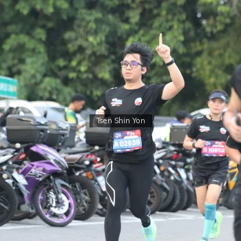 Runner Photo 3809648