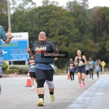 Runner Photo 3809663