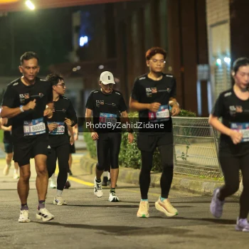 Runner Photo 3809734