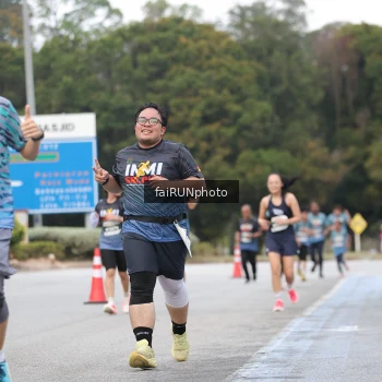 Runner Photo 3809752