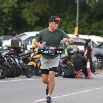 Runner Photo 3809780