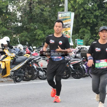 Runner Photo 3809860