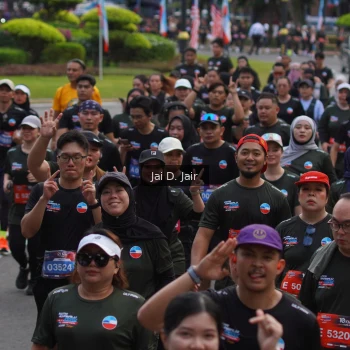 Runner Photo 3809865