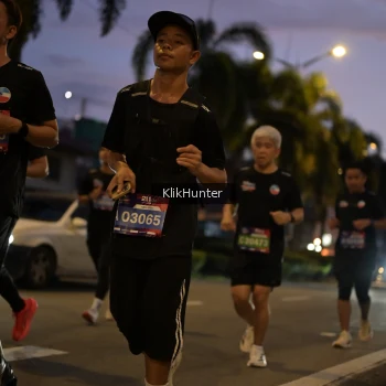 Runner Photo 3809867