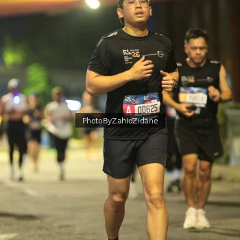 Runner Photo 3809873