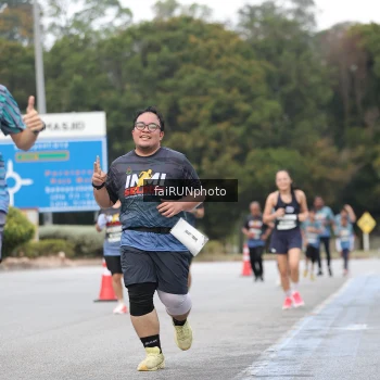 Runner Photo 3809879