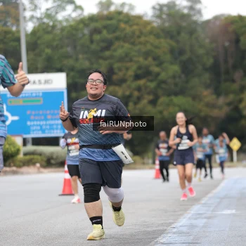 Runner Photo 3809888