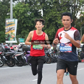 Runner Photo 3809942