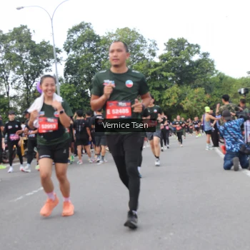 Runner Photo 3809975