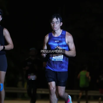 Runner Photo 3810026