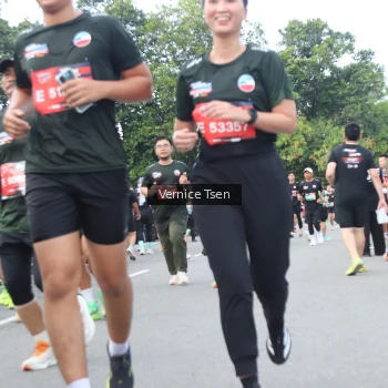 Runner Photo 3810045