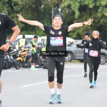 Runner Photo 3810080