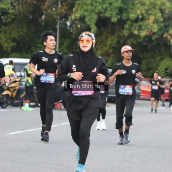 Runner Photo 3810081