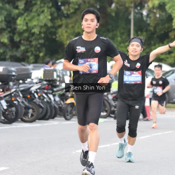 Runner Photo 3810093
