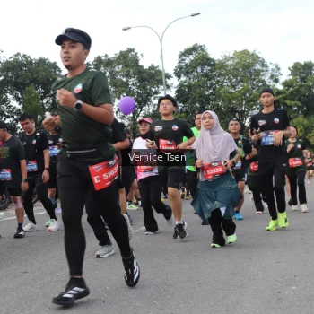 Runner Photo 3810317