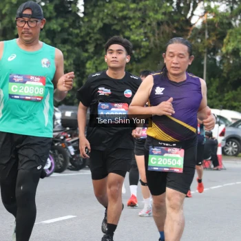 Runner Photo 3810410