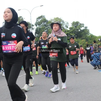Runner Photo 3810445