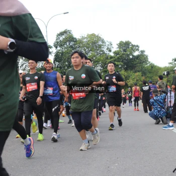Runner Photo 3810461
