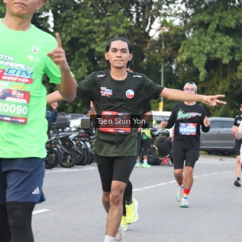Runner Photo 3810490