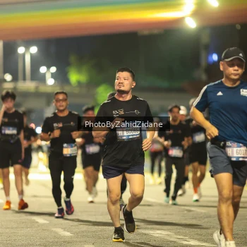 Runner Photo 3810515