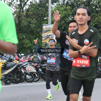 Runner Photo 3810521