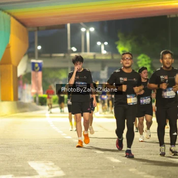 Runner Photo 3810535