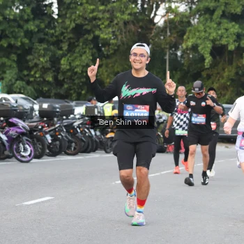Runner Photo 3810544