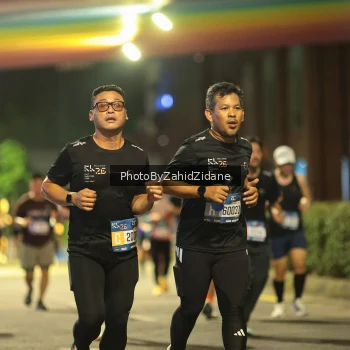 Runner Photo 3810563