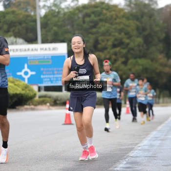 Runner Photo 3810587