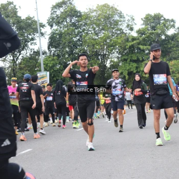 Runner Photo 3810607