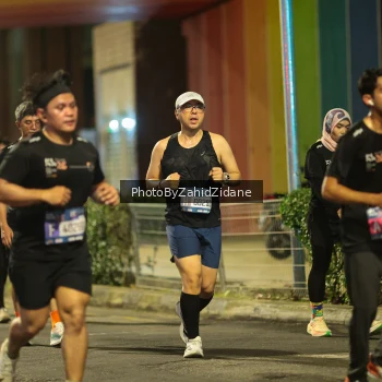Runner Photo 3810642