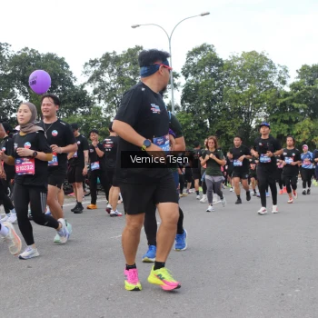 Runner Photo 3810679