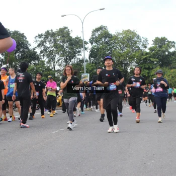 Runner Photo 3810688