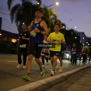 Runner Photo 3810698