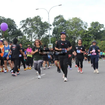 Runner Photo 3810708