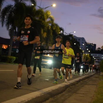 Runner Photo 3810716