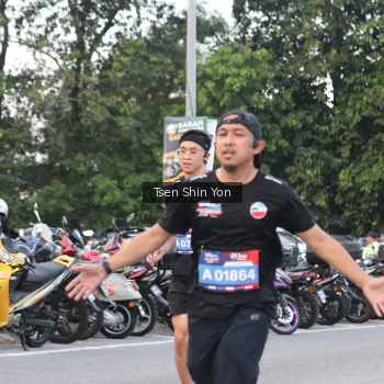 Runner Photo 3810774