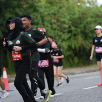 Runner Photo 3810974