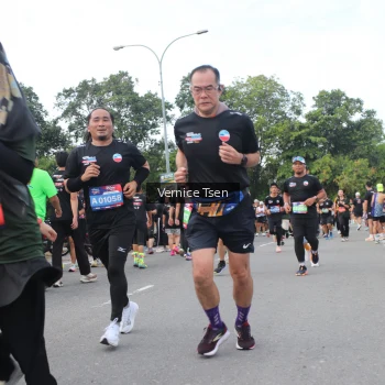 Runner Photo 3811016