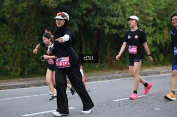 Runner Photo 3811057