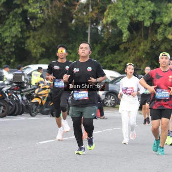 Runner Photo 3811076