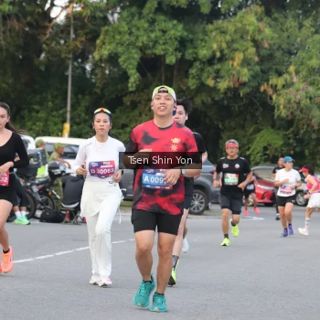 Runner Photo 3811086