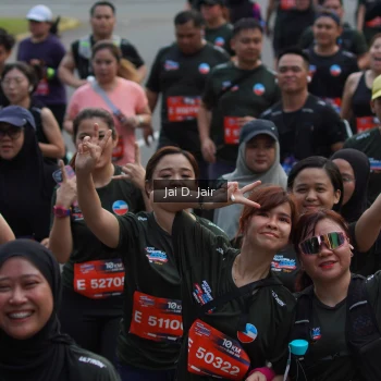 Runner Photo 3811111