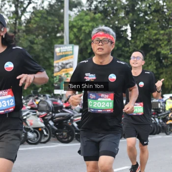 Runner Photo 3811204